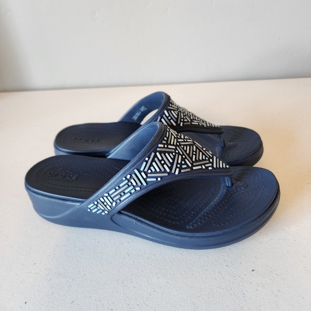 Crocs Wedge "LIKE NEW" - Picture 8 of 14